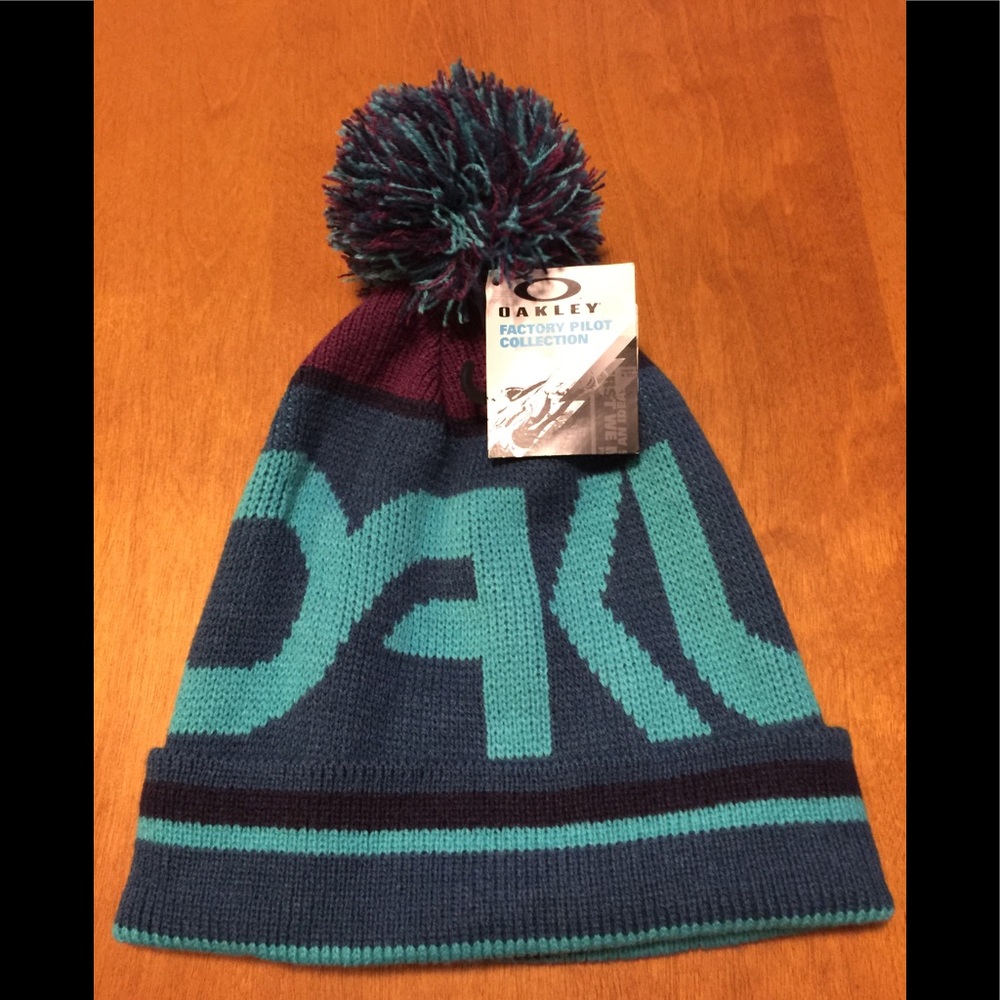 Oakley beanie